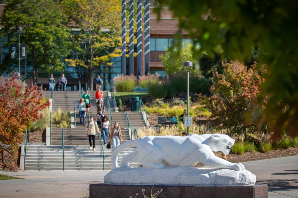 Mountain lion statue in front of Engineering building